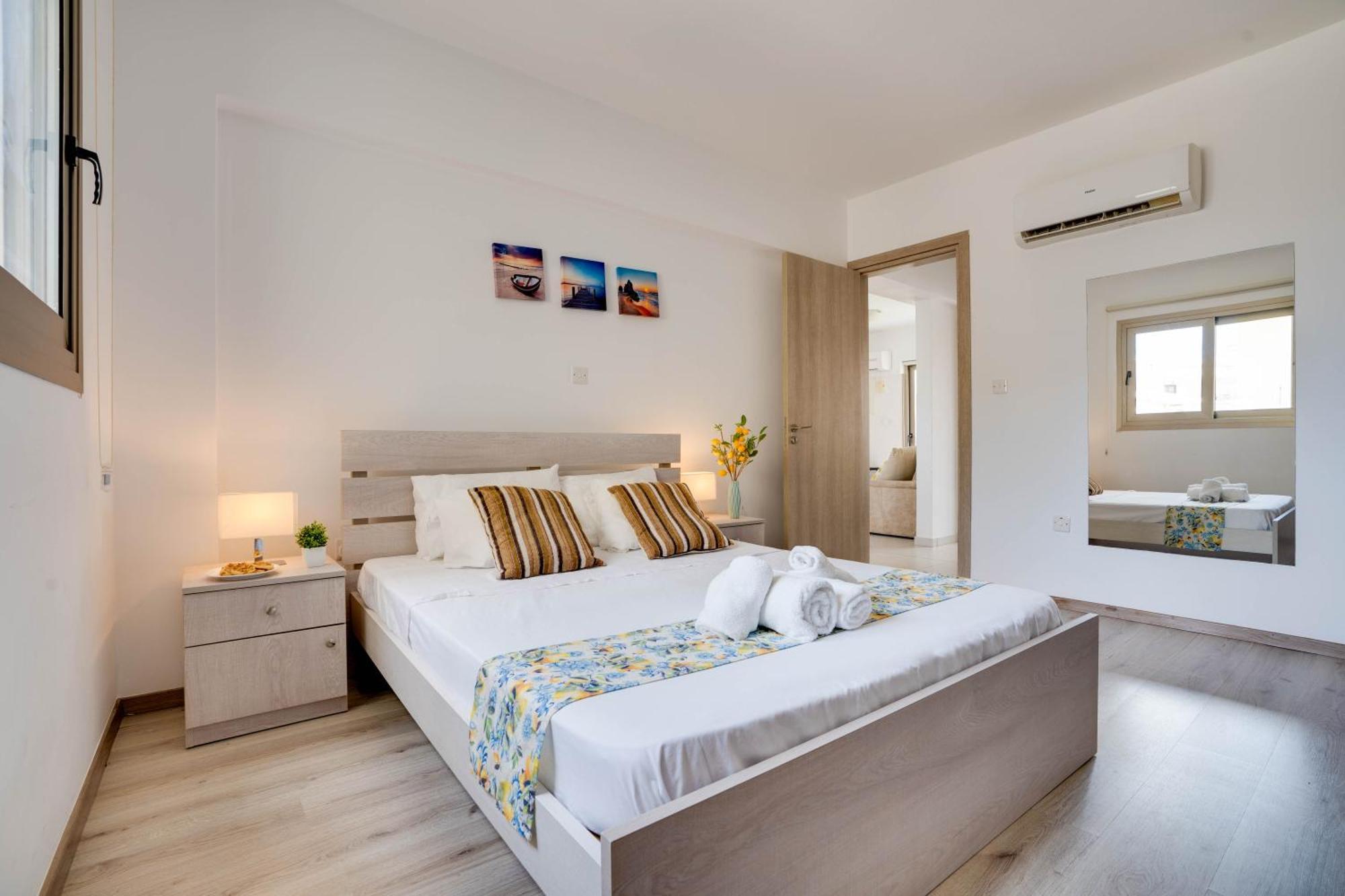 Lemon Paradise City Centre 200M From Beach Larnaca Exteriör bild