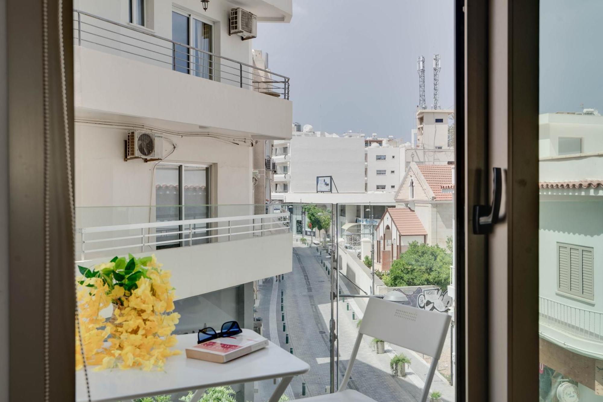 Lemon Paradise City Centre 200M From Beach Larnaca Exteriör bild